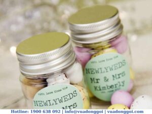 Thiết kế bao bì bánh kẹo bằng hộp thủy tinh phong phú